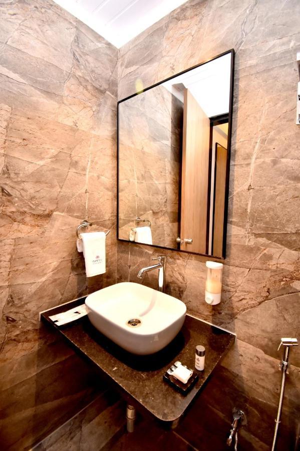Meritas Aura Resort لونافالا المظهر الخارجي الصورة