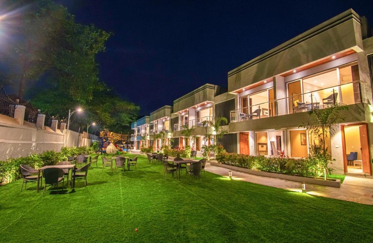 Meritas Aura Resort لونافالا المظهر الخارجي الصورة