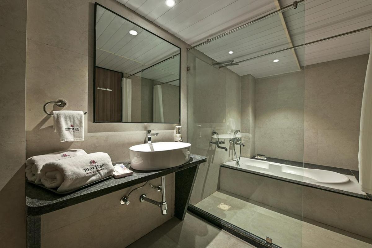 Meritas Aura Resort لونافالا المظهر الخارجي الصورة
